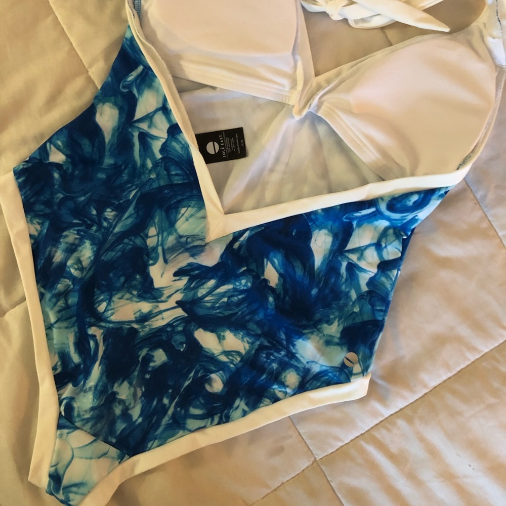 Sexy one-piece bathing suit